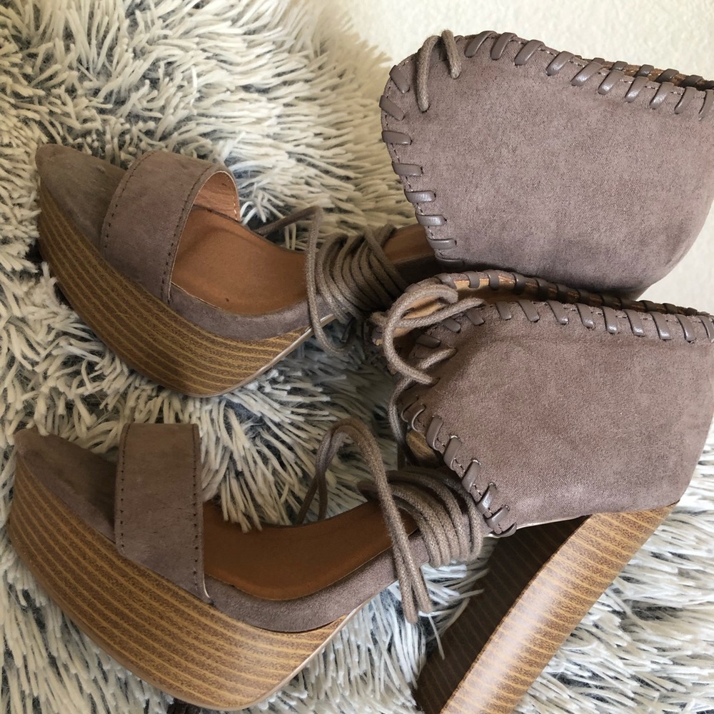 Wedges - Picture 2 of 2